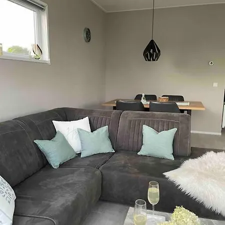 Luxus Cube In Lathum, Naehe Arnheim * Lathum