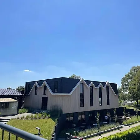 Appartement Luxus Cube In Lathum, Naehe Arnheim